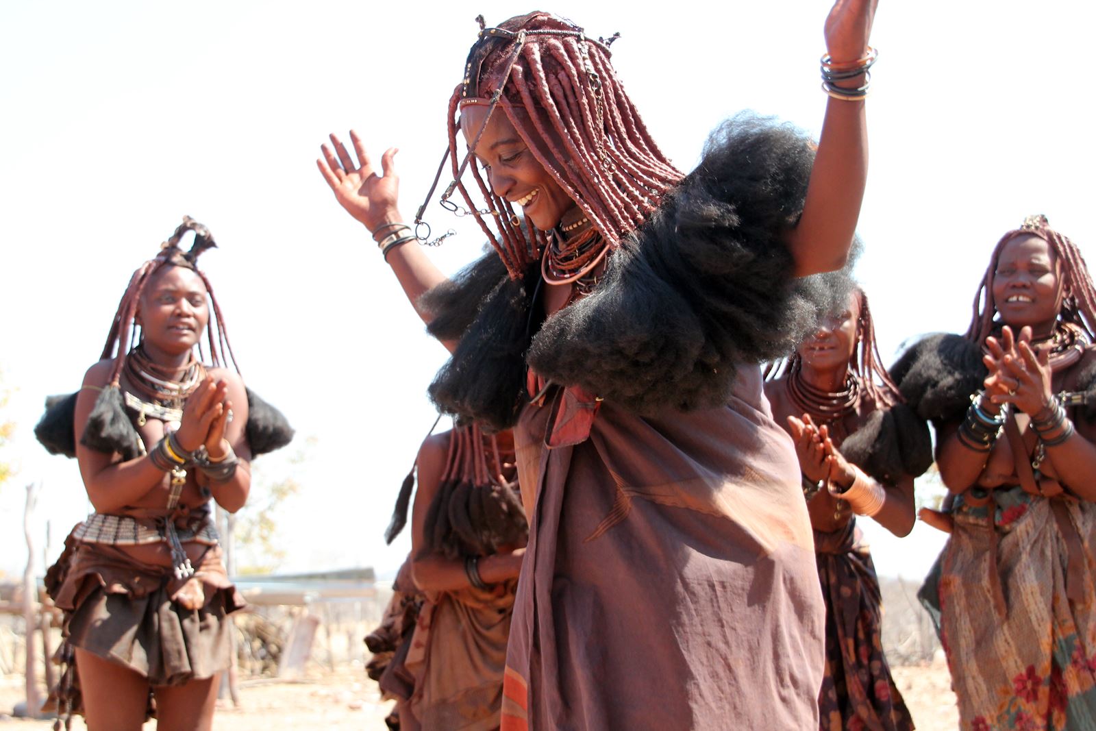 Tribes of Angola, a trip to the south - Kumakonda