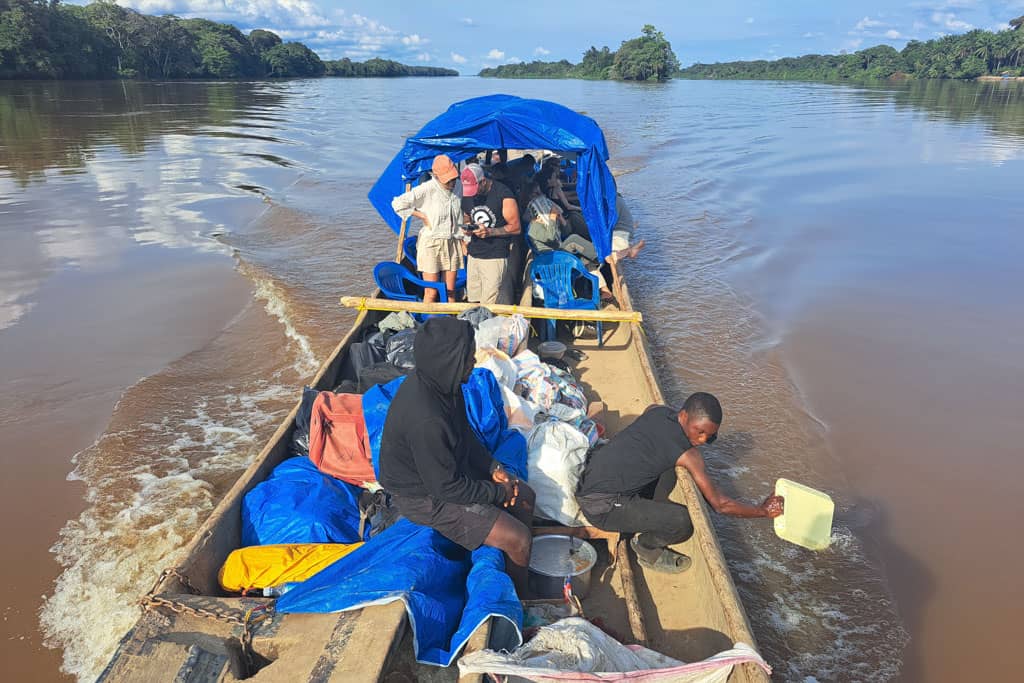 Travel Congo River