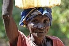 Mujer bijagos Guinea Bissau